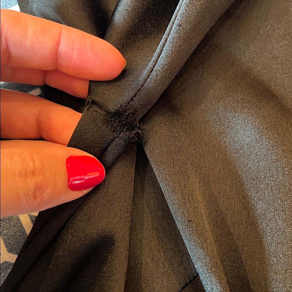 Arias New York Halter Neck Dress - Picture 14 of 15